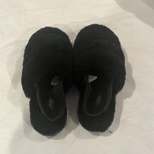 Ugg slippers perfect condition barely worn